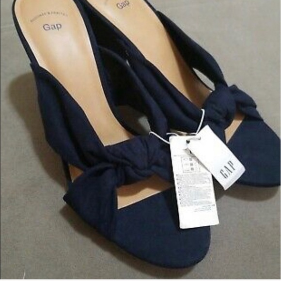 Women’s Navy Sueded Gap Mules Size 9-EUC - Picture 2 of 3